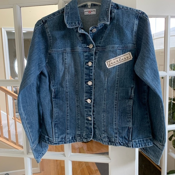 Denim/jean jacket customized size medium - Picture 3 of 6